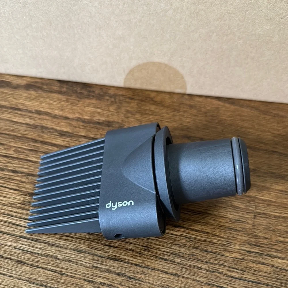 Dyson Supersonic Professional Wide-tooth Comb attachment